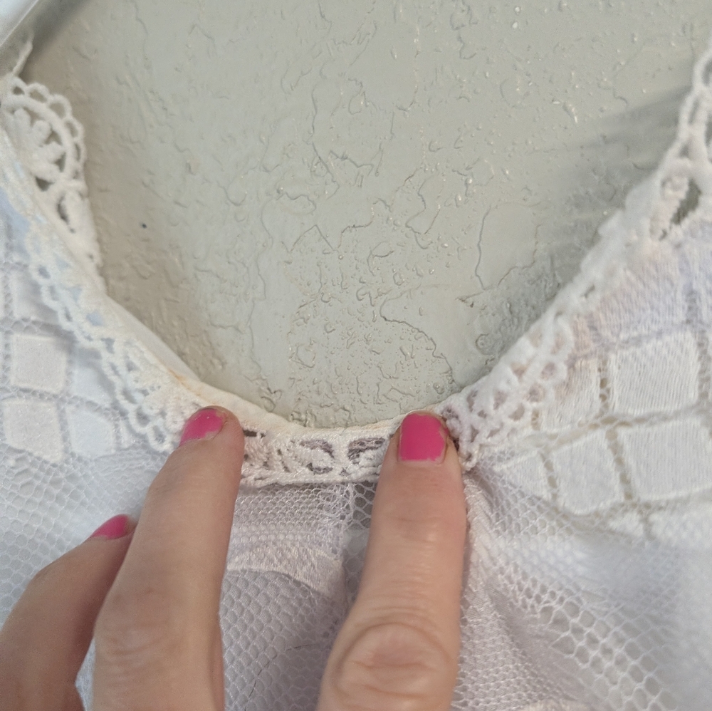 Mauve Pineapple Sleeveless Top 12 White Lace Scalloped Boho Cottagecore Layering - Picture 7 of 16